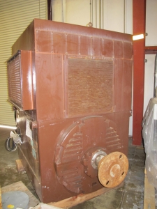 MOTOR, ELECTRIC TYPE, 1250 HORSEPOWER, 4160VAC ELEC RATING, 900 RPM, 8409S FRAME, WPII ENCLOSURE. ORIGINALLY INSTALLED TPCW MOTORS AT SONGS. SPACE HEATERS RATED 1.372KW, 480VAC (FOR PURCHASE OF NEW MOTORS USE MATERIAL CODE 433-00524). PART # 5K840960C5 (W-50) LOADING & HANDLING FEE $1000-